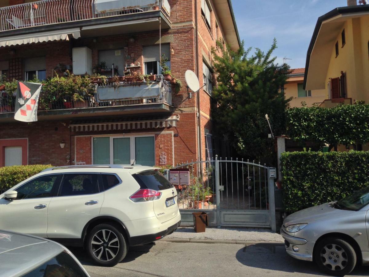 Casa Mimosa Apartment Viareggio Luaran gambar